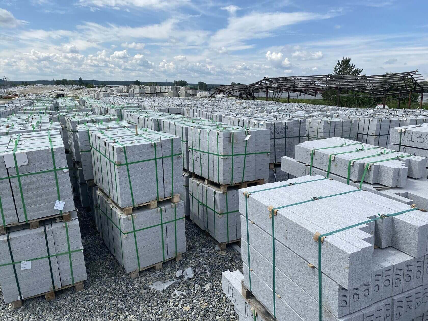 ДО 17 000 м² ПРОДУКЦИИ ЕЖЕМЕСЯЧНО В Кингисеппе
